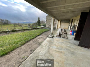 Ensemble immobilier à mi-chemin entre Espalion et Laguiole