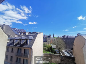 Grand appartement Garage + cave + ascenseur Centre ville Rodez