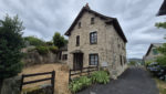 Le Nayrac, maison de Type 4 en pierre avec grange, terrain