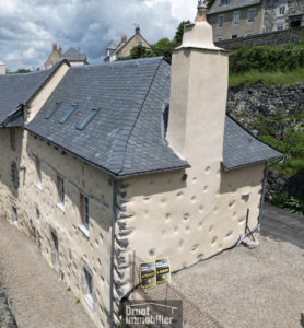 MAISON DE TYPE 4 ENTIÈREMENT RÉNOVÉE LAGUIOLE