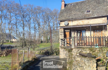 Maison de village, dépendances, terrain non attenant, SAINT COME D'OLT.
