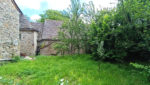 Maison de village en pierres de type 4 avec jardin
