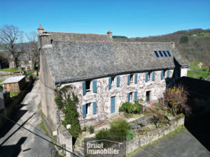 Maison en pierre