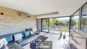 Villa Valady 190m2 habitables - 4400m2 de terrain