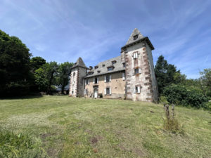 BELLE DEMEURE SUR LE PLATEAU DU CARLADEZ