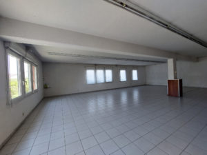 Local commercial 179m2 avec parking - Grande visibilité - RODEZ