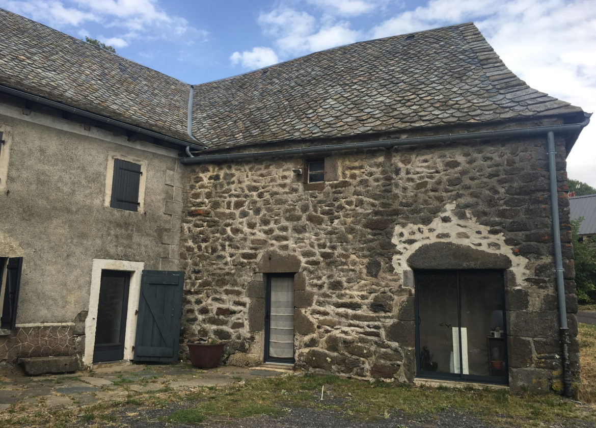 Maison de type 4 en pierres