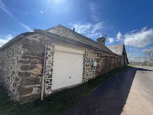 Maison de type 4 en pierres
