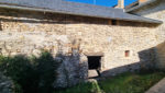 MAISON - GRANGE de 55m2 - garage et cour. CRUEJOULS.