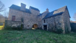 STE EULALIE D OLT - CORPS DE FERME - Grange -Maison -Terrain