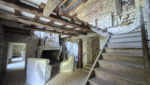 Ancien moulin, 8000 m2 de terrain, à 5 minutes de LAISSAC