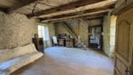 Ancien moulin, 8000 m2 de terrain, à 5 minutes de LAISSAC