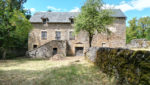 Maison ancienne à rénover avec terrain