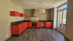 ST GENIEZ D OLT ET D AUBRAC - T4 BALCONS - centre ville - Rénové