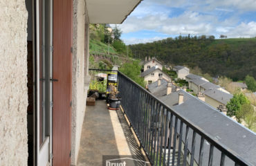 Appartement de type 2 avec balcon - RODEZ (12)