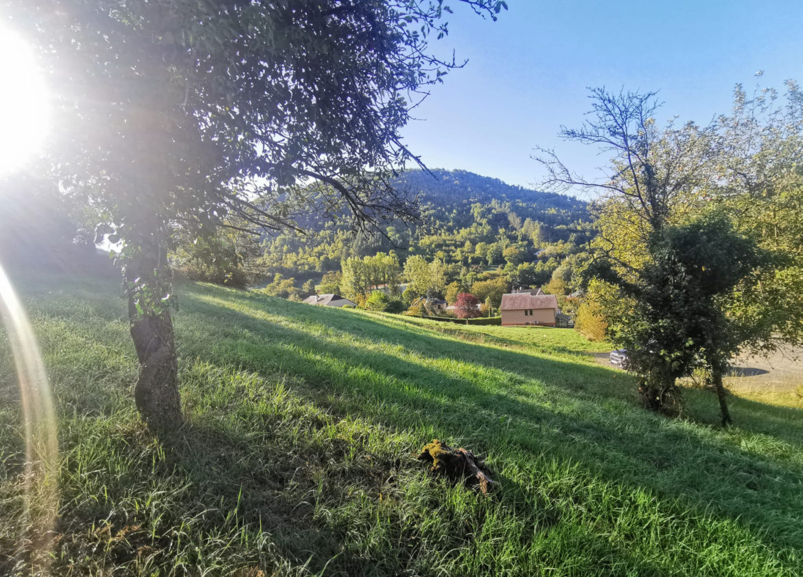 Beau terrain Marcillac