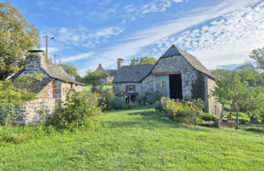 CAMPUAC, ensemble immobilier sur une parcelle de 2000 m2