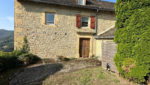Ensemble immobilier en pierre proche Saint-Come d'Olt