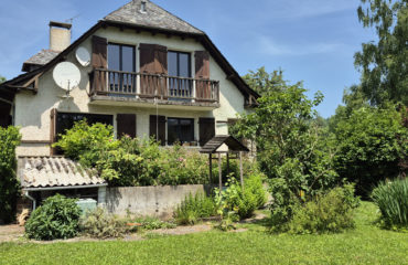 ESPALION, maison de Type 7, 150 m2 - terrain de 749 m2