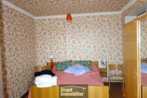 Jolie maison en pierre d'environ 120m2