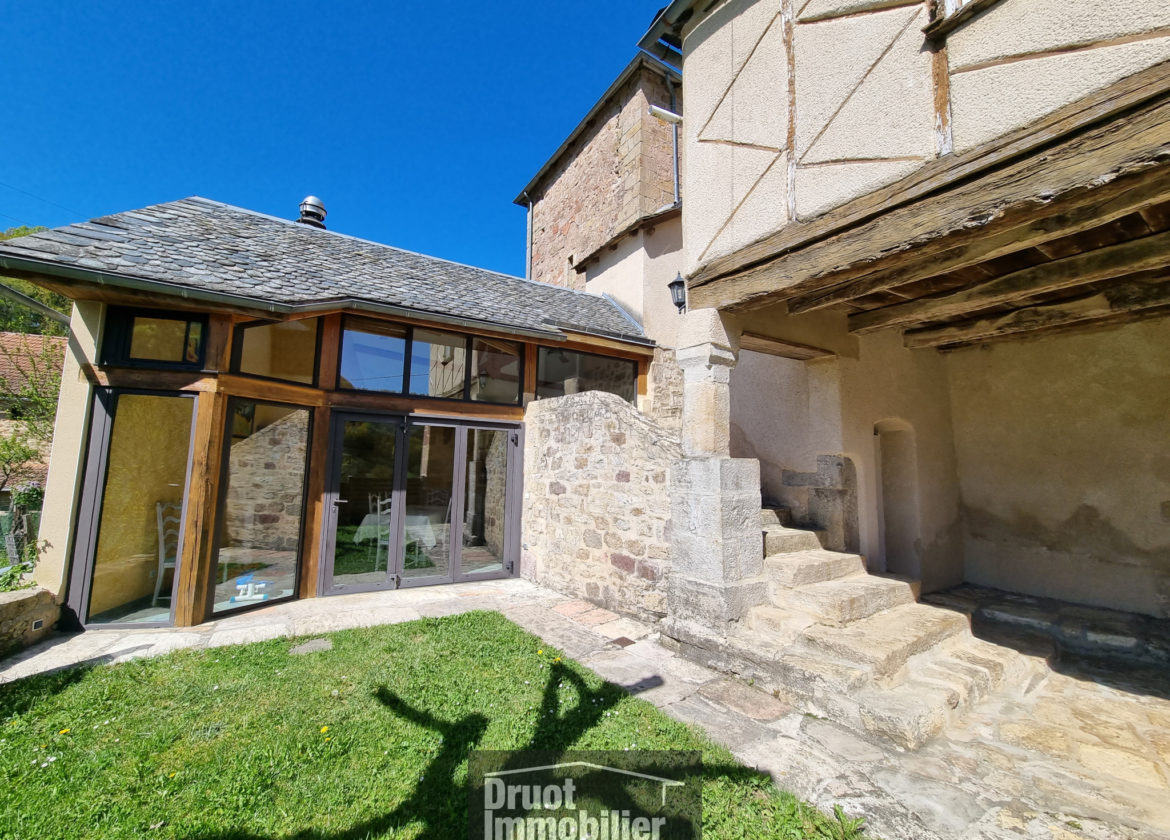 MAISON de 139m2 en Pierres - TERRAIN - GARAGE