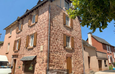 Maison en pierre T4 avec garage