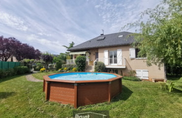 MAISON T5 - ONET LE CHATEAU