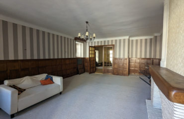 ST GENIEZ D OLT ET AUBRAC - APPARTEMENT - TERRASSE - STATIONNEMENT PRIVATIF