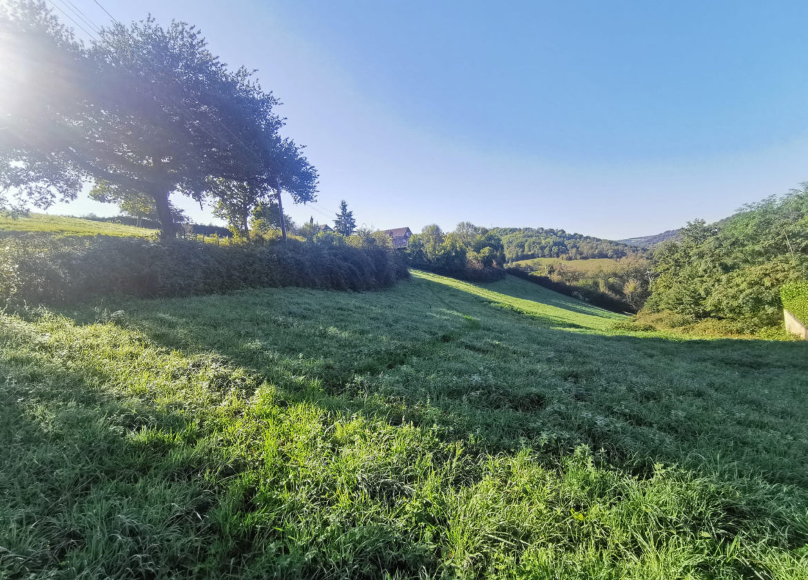 Terrain Vallon environ 2000 m2