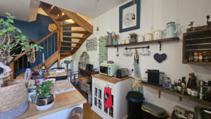 APPARTEMENT - BALCON - CAVE ST GENIEZ D OLT ET D AUBRAC