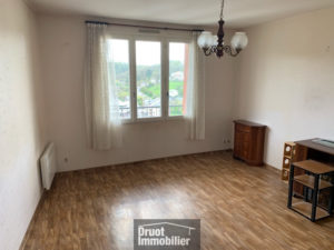 Appartement de type 2 avec balcon - RODEZ (12)