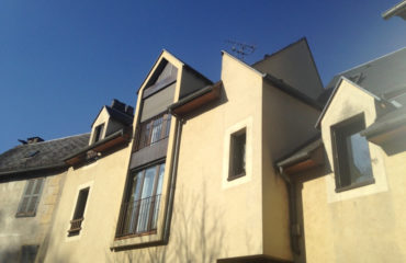 Appartement duplex T5 avec terrasse et grand garage, centre ville