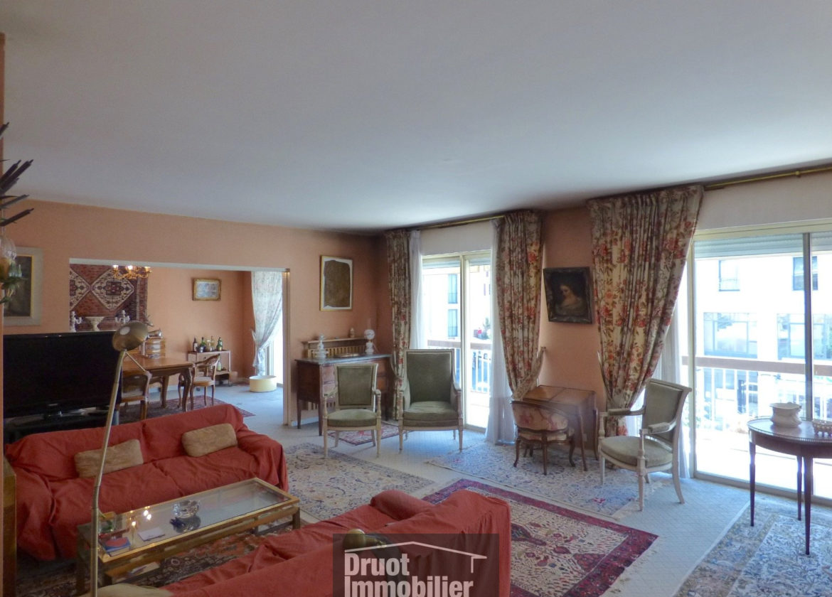 Appartement T4 avenue Victor Hugo