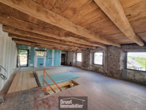 AUBRAC - MAISON - TERRAIN et garage