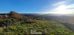 Ensemble immobilier Corps de ferme - implanté sur terrains de 4728m2