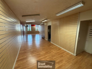 Local commercial au coeur de ville