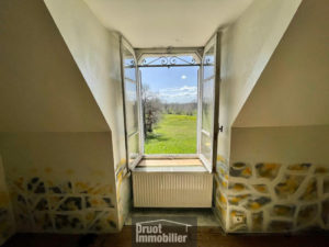 Maison de village avec cour et jardin