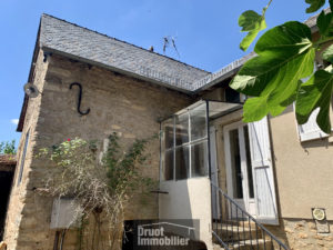 Maison en pierres de type 3 sur 2.500m2 de terrain