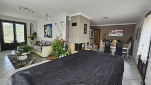 MAISON ST GENIEZ D'OLT -TERRAIN 670m2 - GARAGE