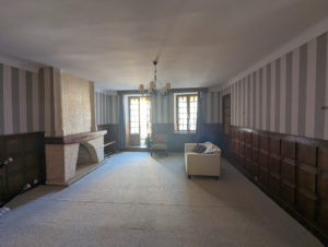 ST GENIEZ D OLT ET AUBRAC - APPARTEMENT - TERRASSE - STATIONNEMENT PRIVATIF