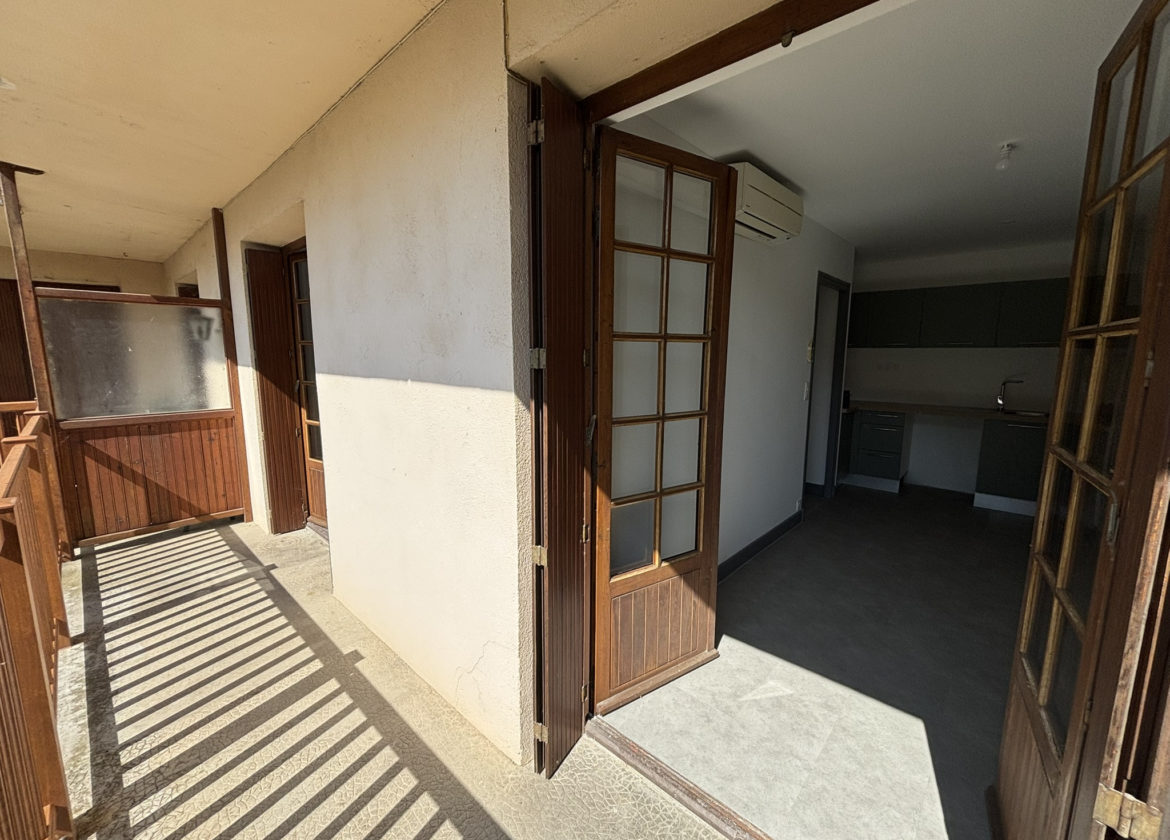 Agréable appartement avec balcon
