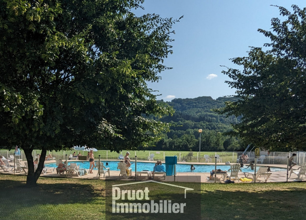 APPARTEMENT T2 -TERRASSE - PISCINE SUR RESIDENCE