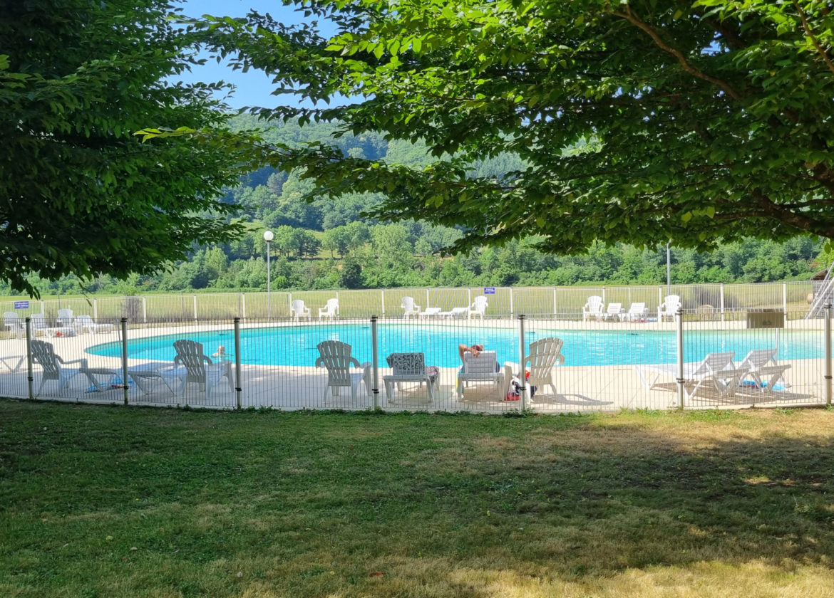 APPARTEMENT T2 TERRASSE - PISCINE SUR RESIDENCE