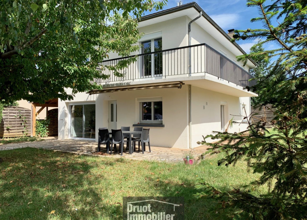 Beau pavillon entièrement rénové - SEBAZAC CONCOURES