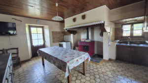 CASTELNAU DE MANDAILLES, maison de Type 3/4 en pierre avec jardin