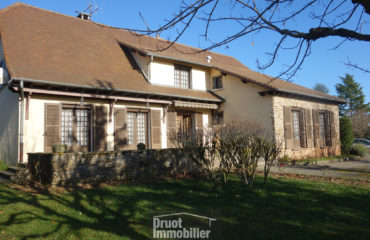 Grand pavillon de type 5 de 191m2