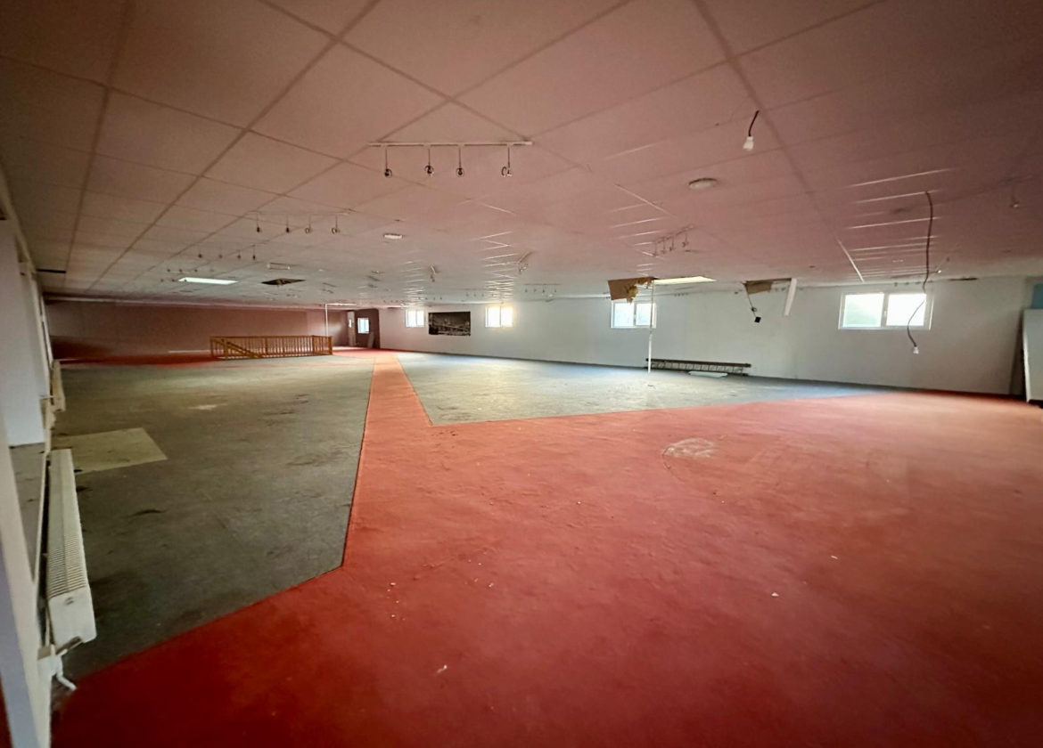 Local commercial BOZOULS - 1356m2