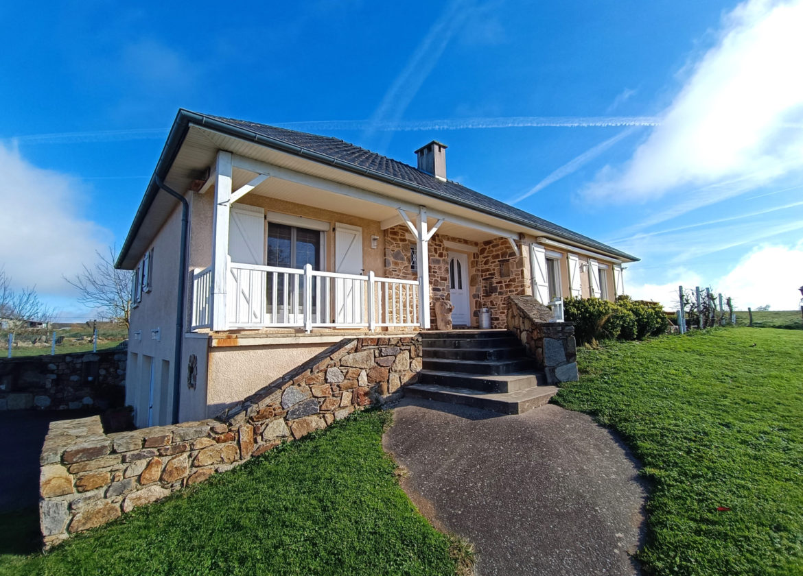 Maison individuelle de 150m2 habitables.