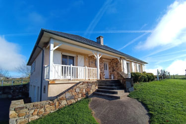 Maison individuelle de 150m2 habitables.